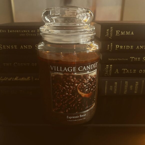 NWT Village Candle Espresso Bean Glass Jar Scented Candle Large - Picture 2 of 4